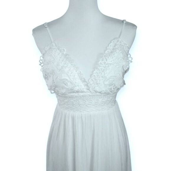 Revamped White Maxi Dress Sz.L NWT - Picture 3 of 9